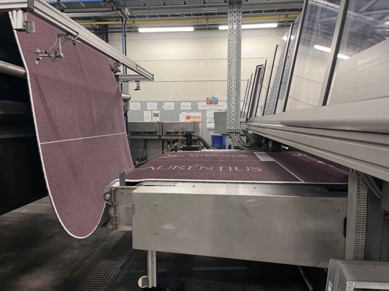 Processus de fabrication des tapis personnalisé antisalissure